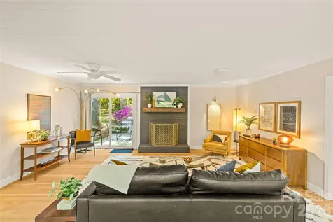 7108 Preston Court Charlotte NC 28215