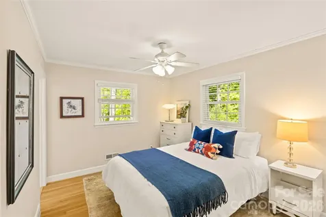 7108 Preston Court Charlotte NC 28215