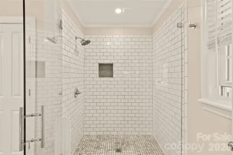 7108 Preston Court Charlotte NC 28215