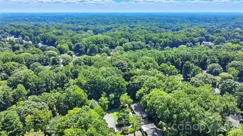 7108 Preston Court Charlotte NC 28215
