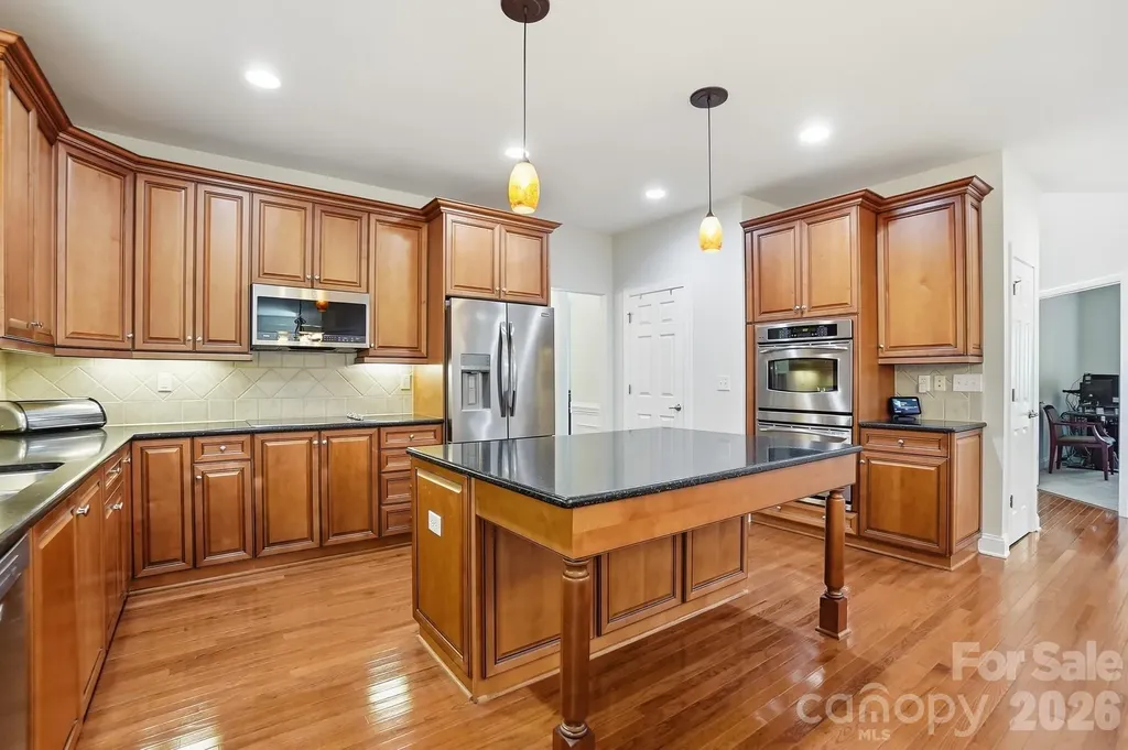 807 Crown Vista Court Wesley Chapel NC 28110