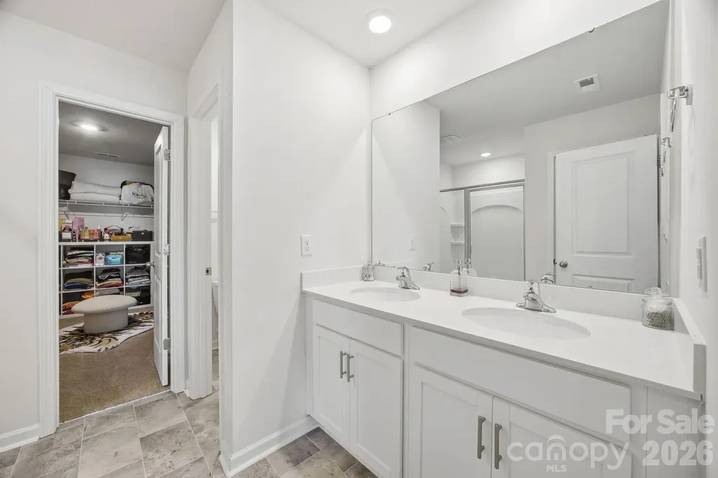 3016 Platinum Pointe Drive Charlotte NC 28227