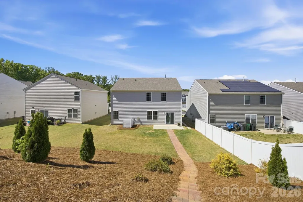 3016 Platinum Pointe Drive Charlotte NC 28227