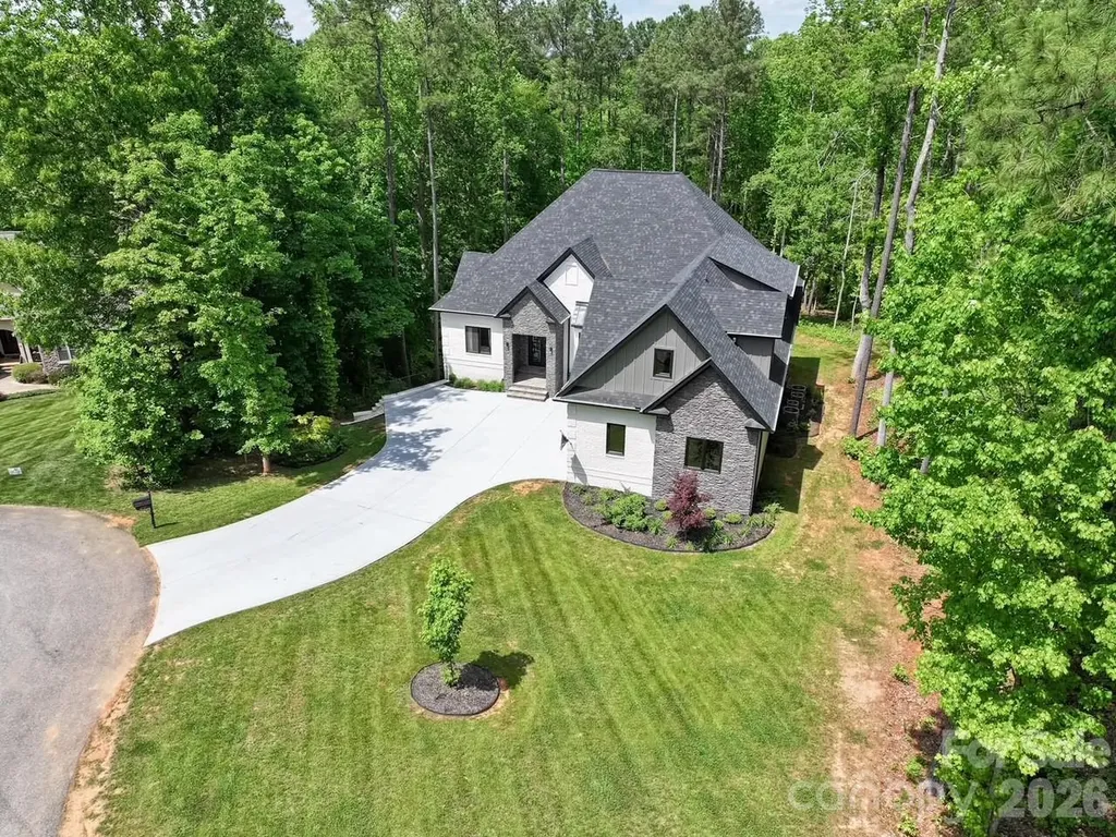 4135 Mineral Lane Lincolnton NC 28092