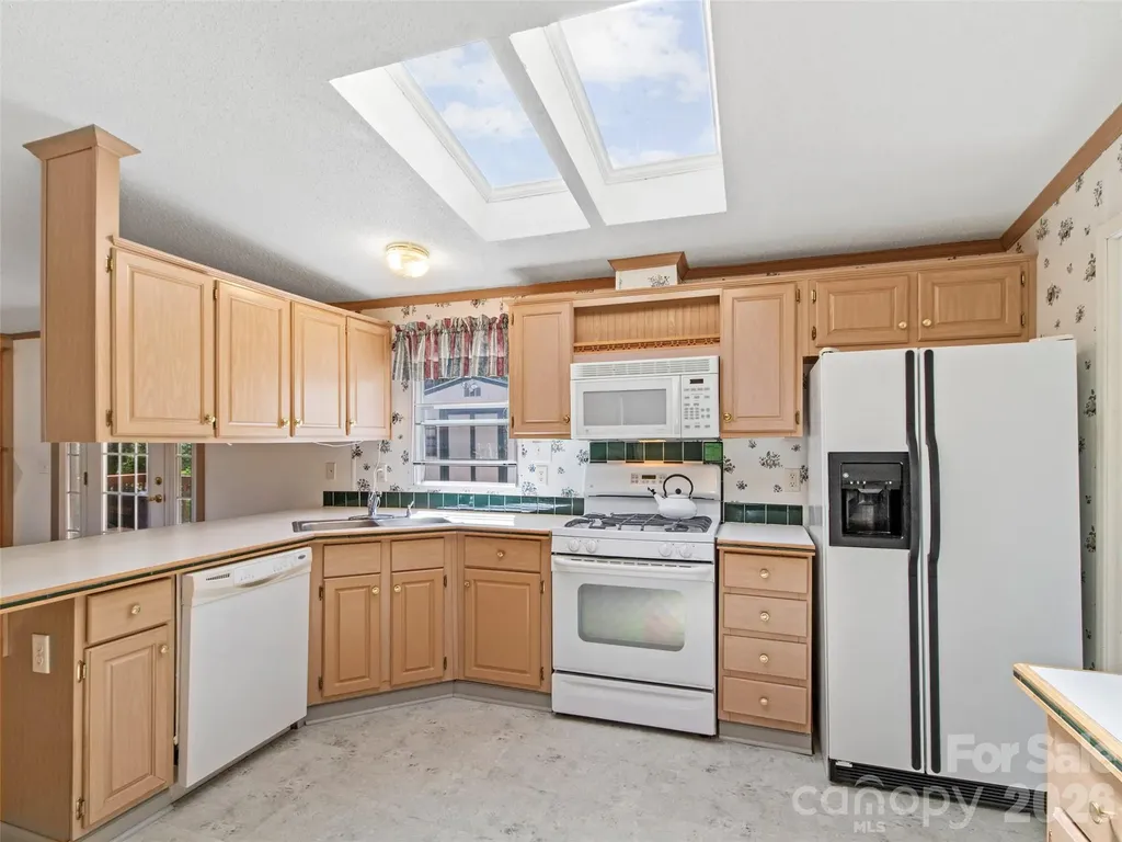 469 Hensley Branch Road Burnsville NC 28714