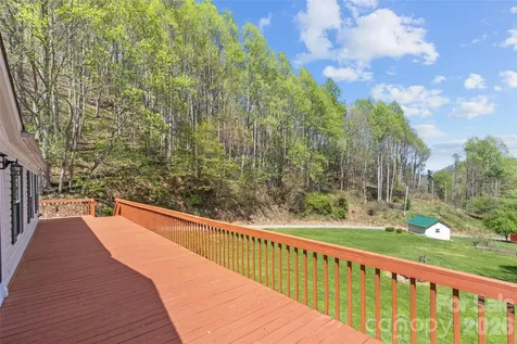 469 Hensley Branch Road Burnsville NC 28714