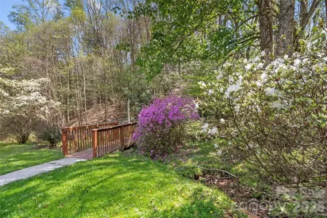 469 Hensley Branch Road Burnsville NC 28714