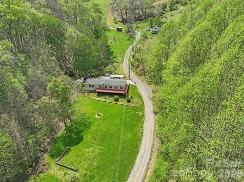 469 Hensley Branch Road Burnsville NC 28714