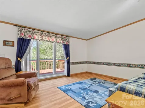469 Hensley Branch Road Burnsville NC 28714