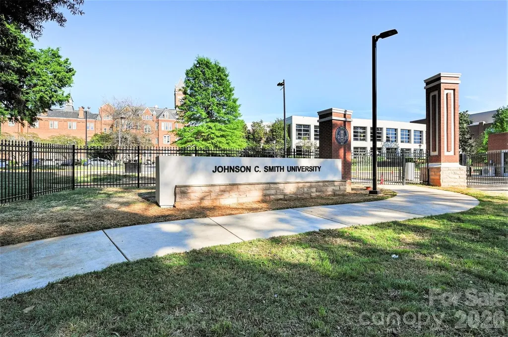 2604 Booker Avenue Charlotte NC 28216