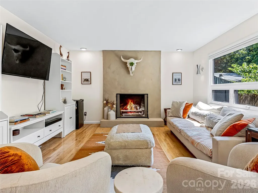 44 Broadview Avenue Asheville NC 28803
