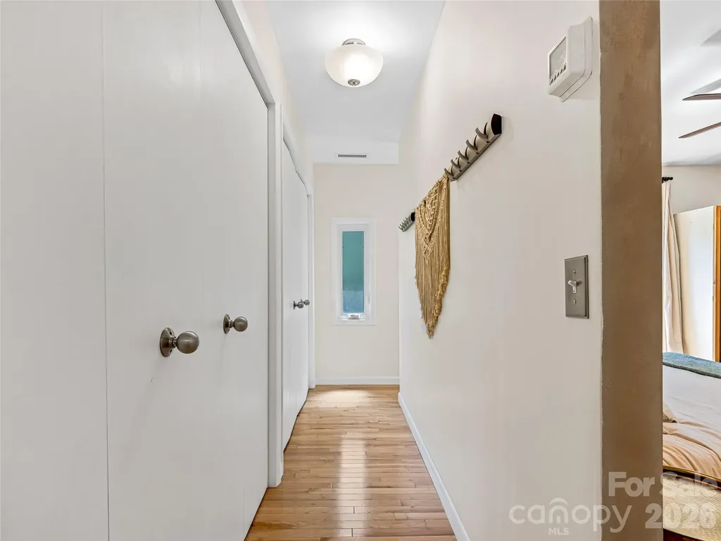 44 Broadview Avenue Asheville NC 28803