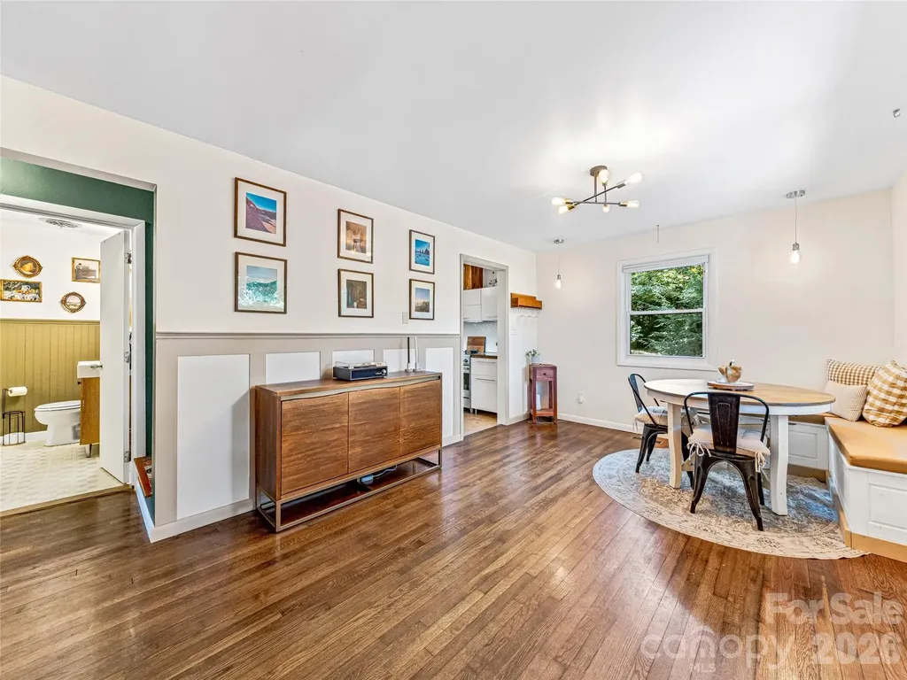 44 Broadview Avenue Asheville NC 28803