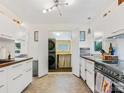 44 Broadview Avenue Asheville NC 28803
