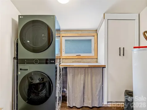 44 Broadview Avenue Asheville NC 28803