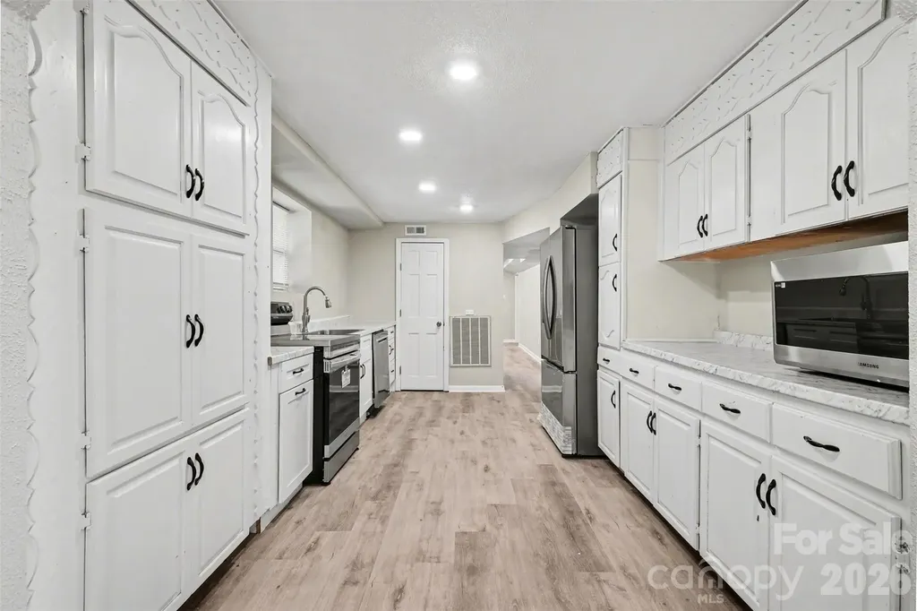 2617 Shady Lane Avenue Concord NC 28027