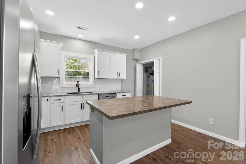 344 Mayflower Avenue Cramerton NC 28032