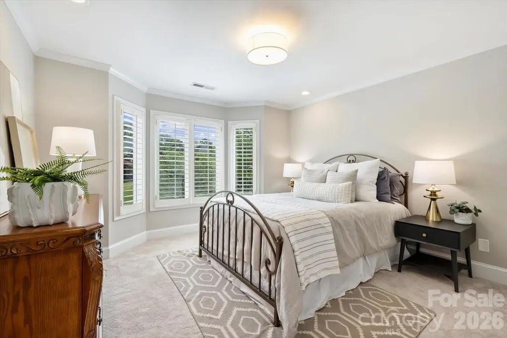 7010 Seton House Lane Charlotte NC 28277