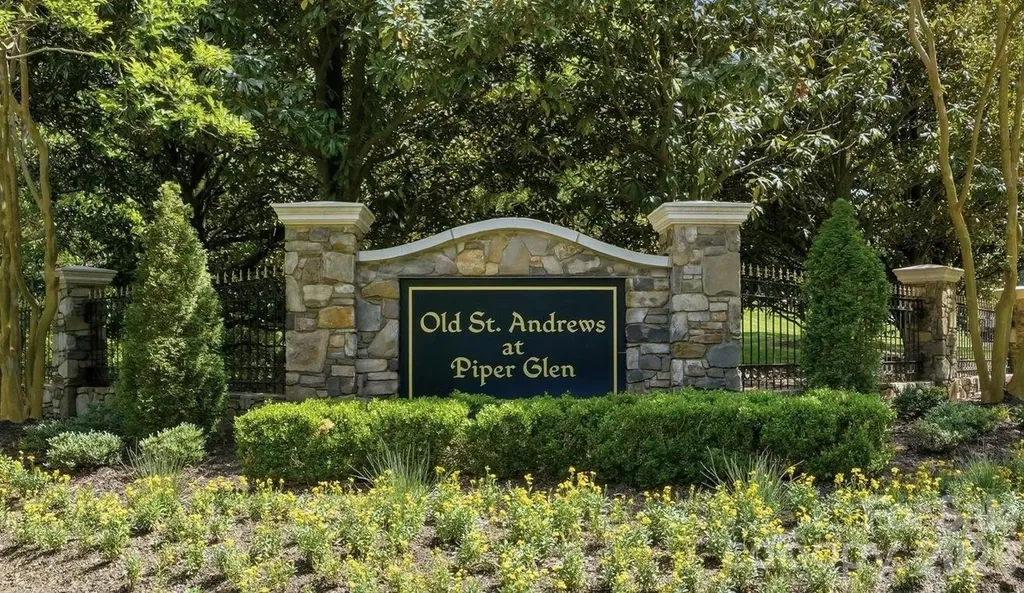 7010 Seton House Lane Charlotte NC 28277
