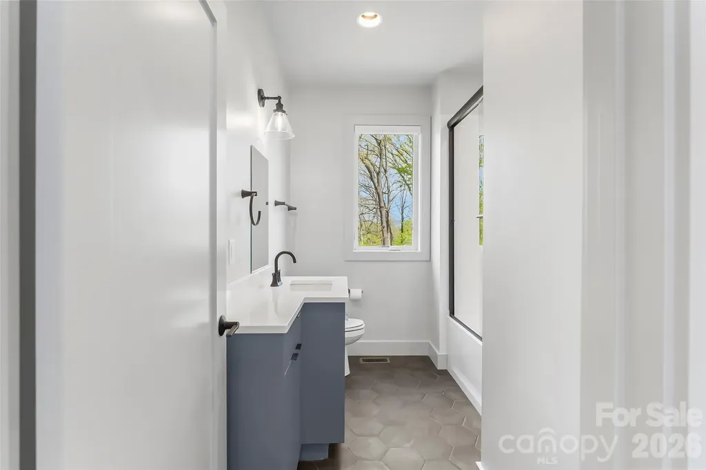 34 Fern Street Asheville NC 28803