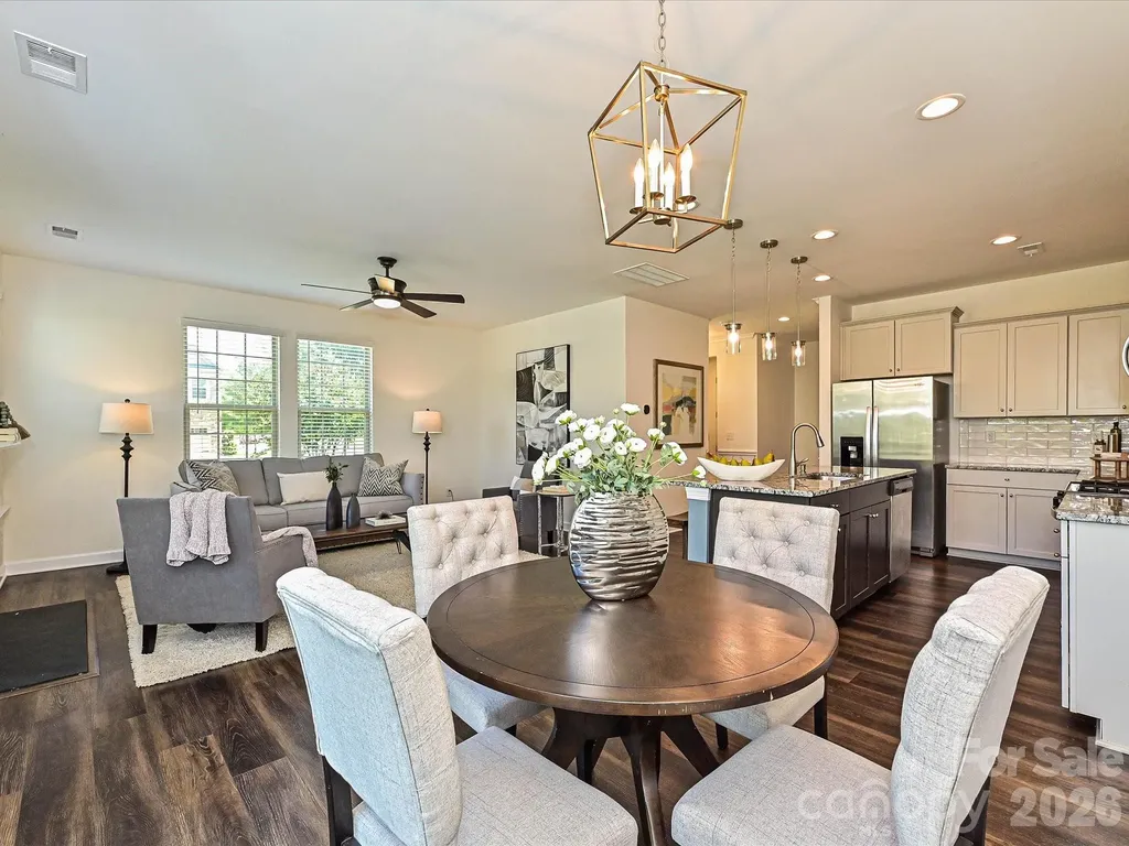 9238 Glenburn Lane Charlotte NC 28278