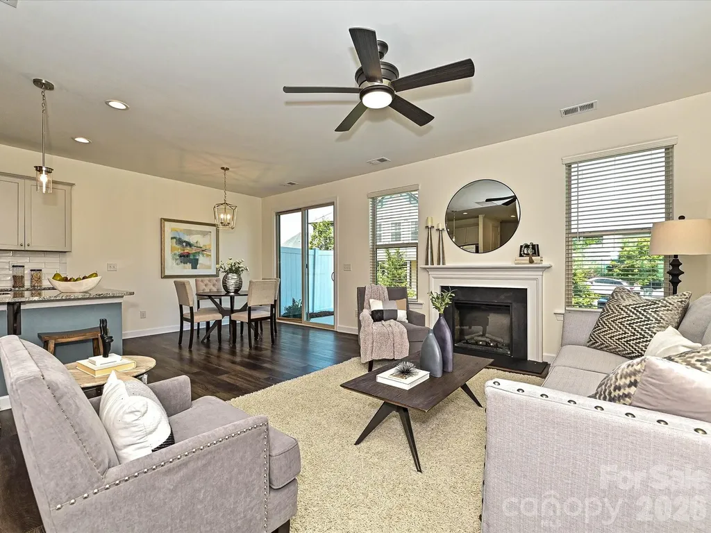 9238 Glenburn Lane Charlotte NC 28278
