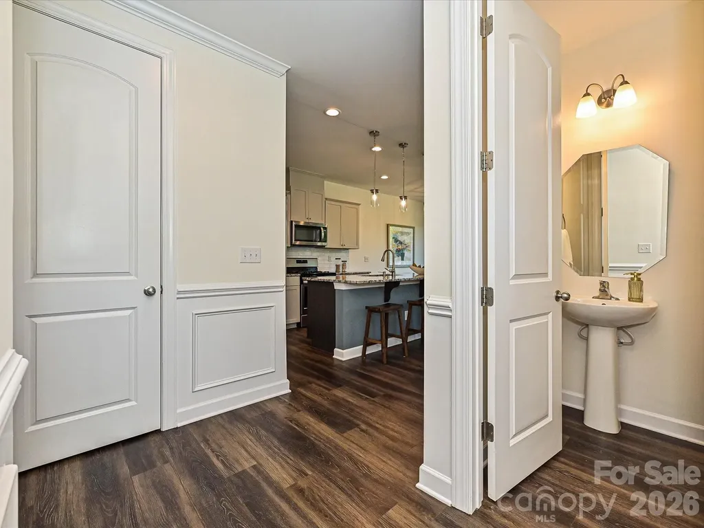 9238 Glenburn Lane Charlotte NC 28278