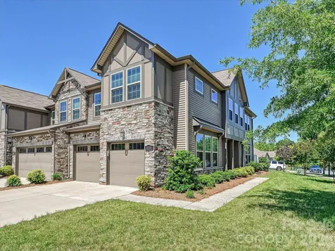 9238 Glenburn Lane Charlotte NC 28278