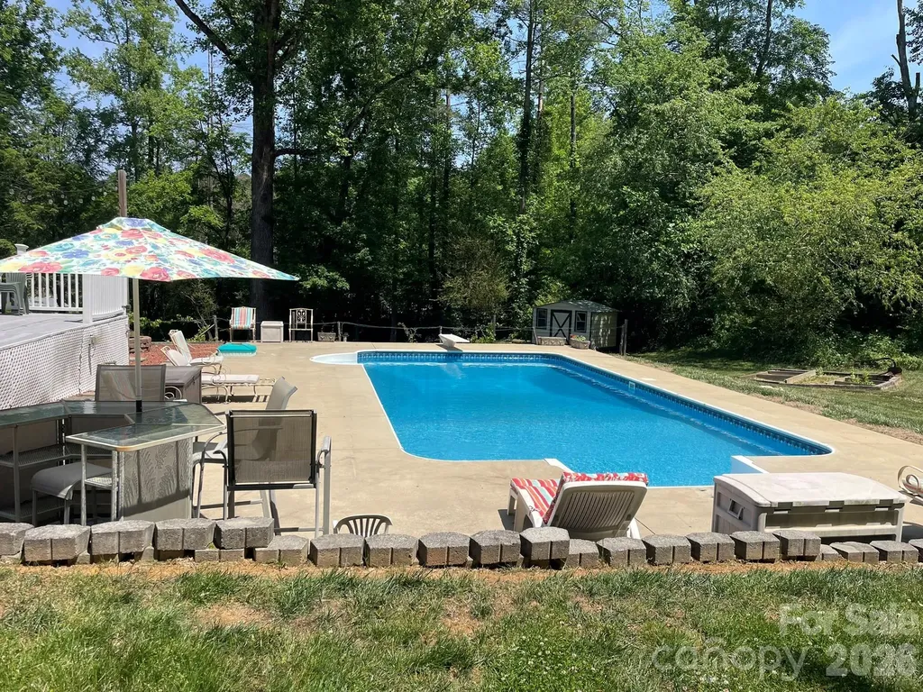 3813 Nc Hwy 18 South Morganton NC 28655