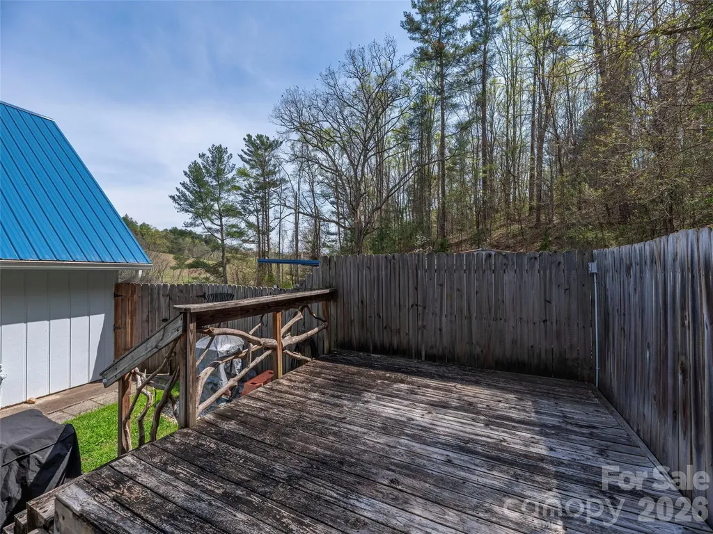 444 Martin Branch Road Leicester NC 28748