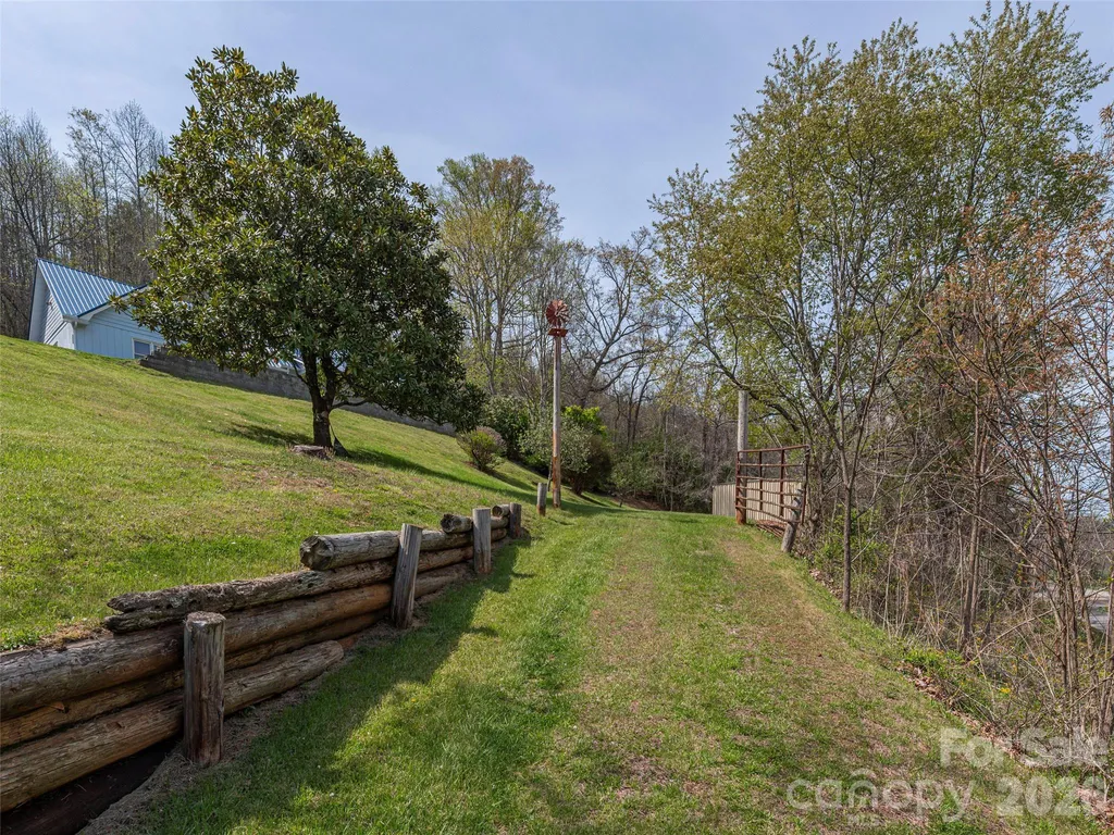 444 Martin Branch Road Leicester NC 28748