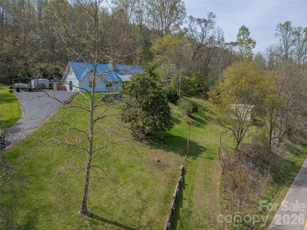 444 Martin Branch Road Leicester NC 28748