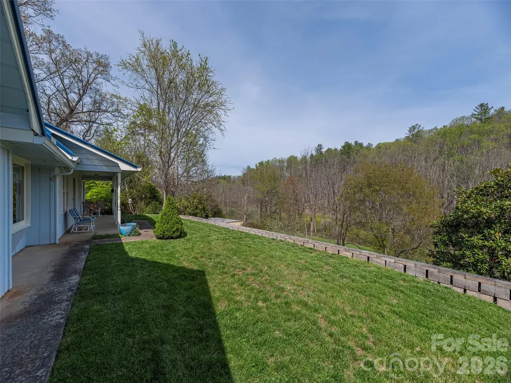 444 Martin Branch Road Leicester NC 28748