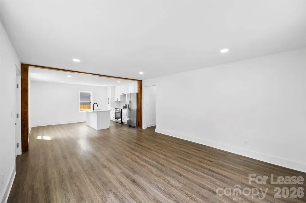 2942 Reid Avenue Charlotte NC 28208