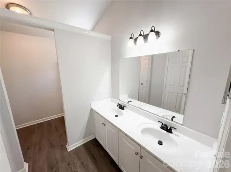 2405 Celosia Drive Charlotte NC 28262