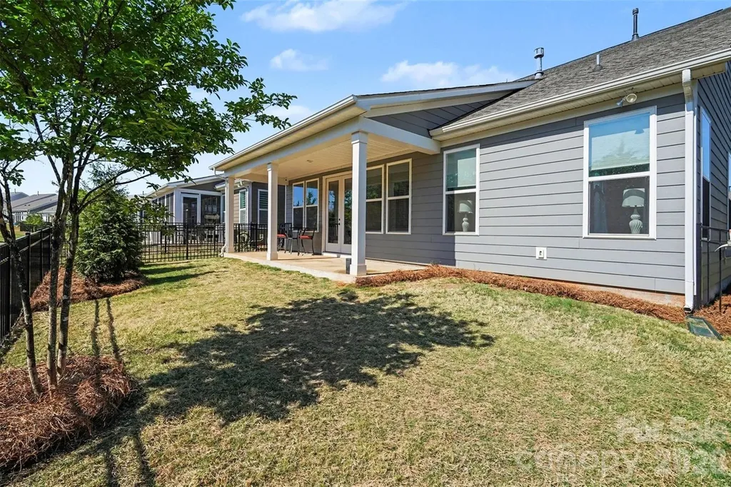 10420 Superb Lane Charlotte NC 28215