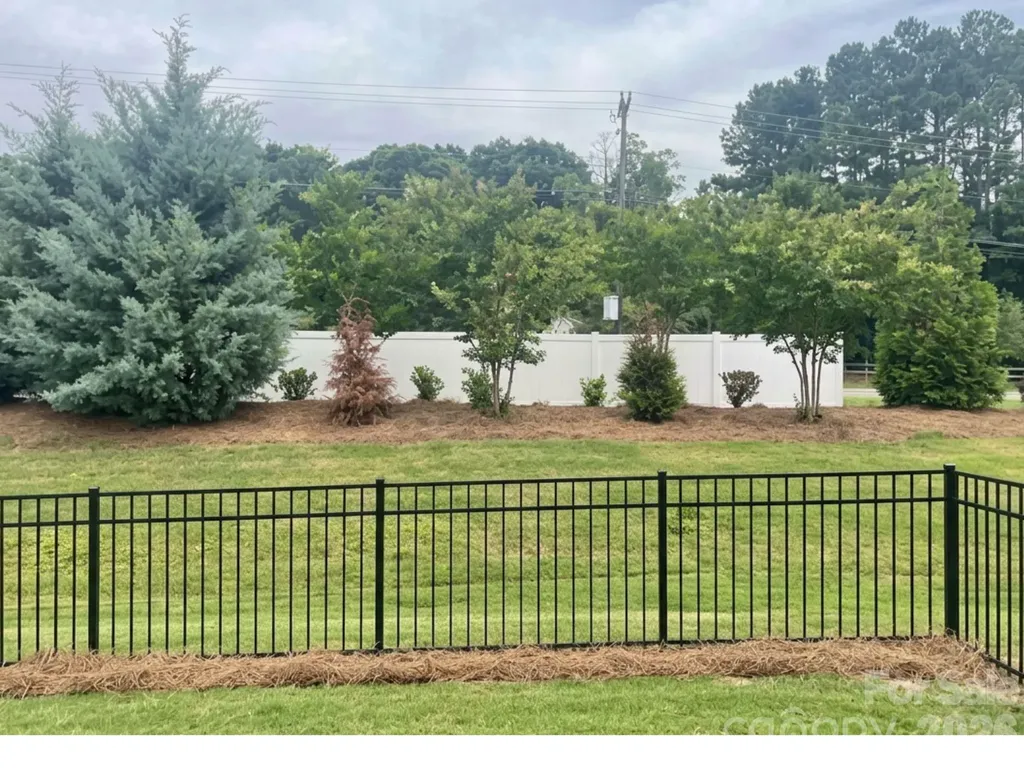 10420 Superb Lane Charlotte NC 28215