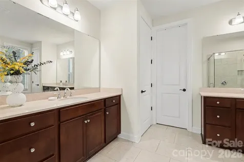 10420 Superb Lane Charlotte NC 28215