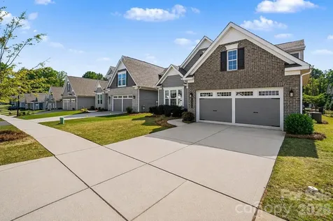 10420 Superb Lane Charlotte NC 28215