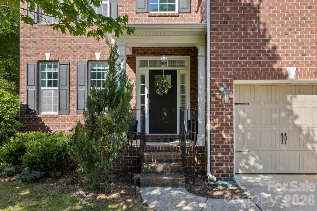 949 Autumn Glen Court Lake Wylie SC 29710