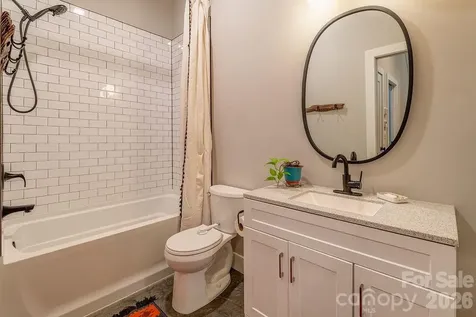 42 Salola Street Asheville NC 28806