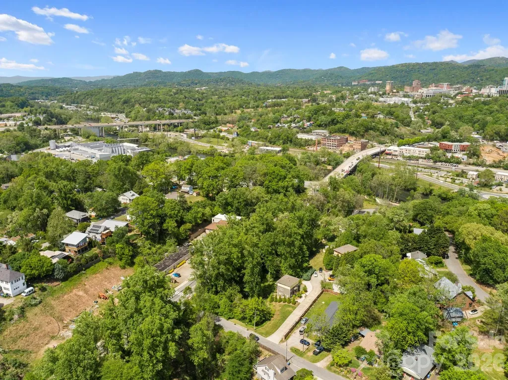 9999 Euclid Boulevard Asheville NC 28806