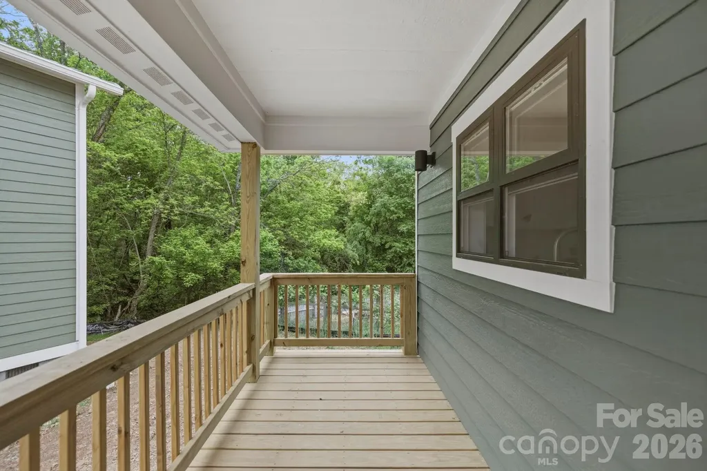 17 Fireside Drive Asheville NC 28806