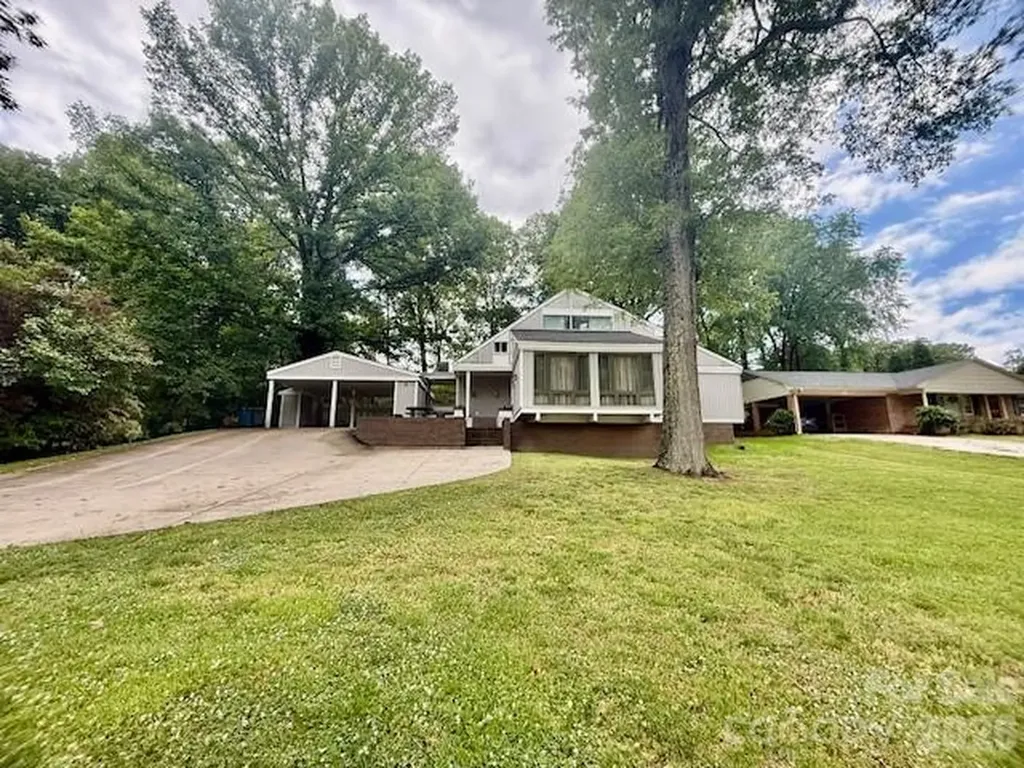 1233 Maxwell Street Salisbury NC 28144