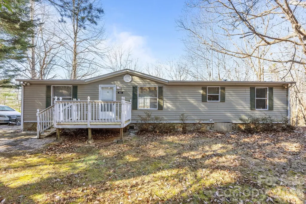 102 Scotts Cove Road Nebo NC 28761
