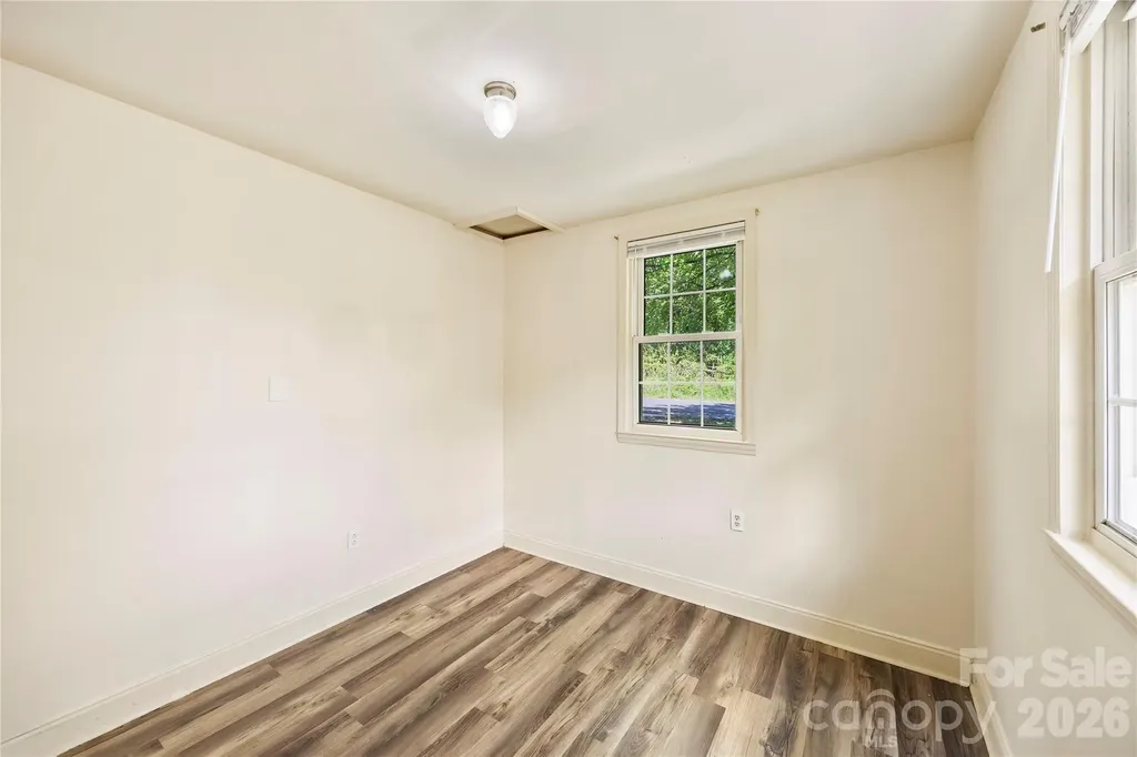 621 Pennsylvania Avenue Charlotte NC 28216