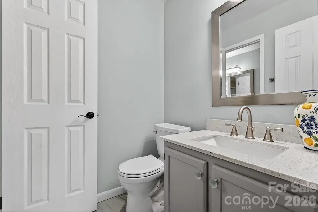 16 Spears Avenue Asheville NC 28801