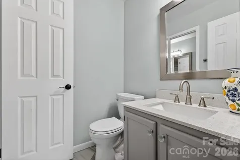 16 Spears Avenue Asheville NC 28801
