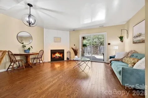 16 Spears Avenue Asheville NC 28801