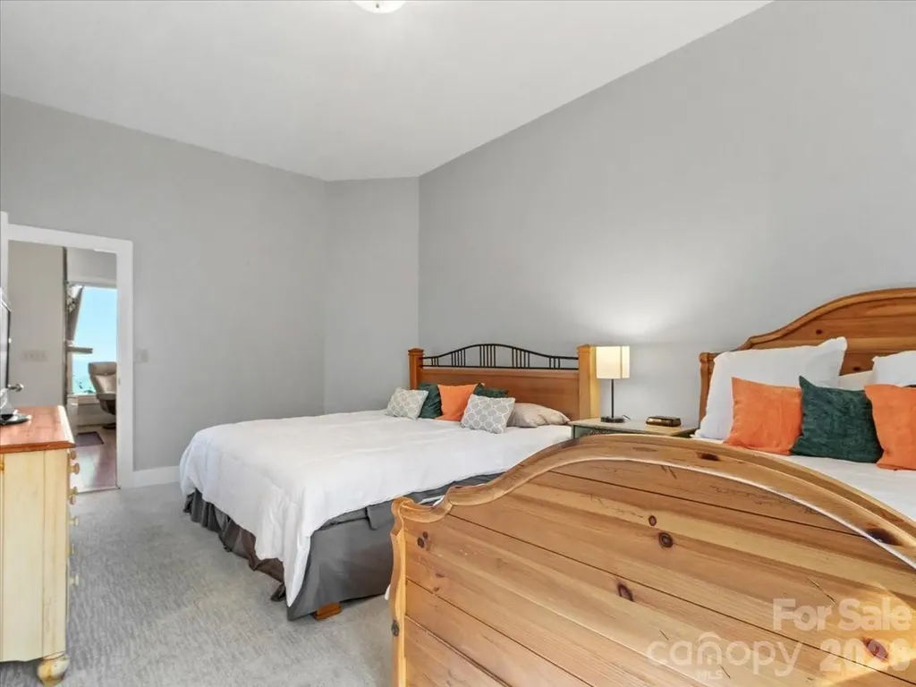 140 Slickrock Road Burnsville NC 28714